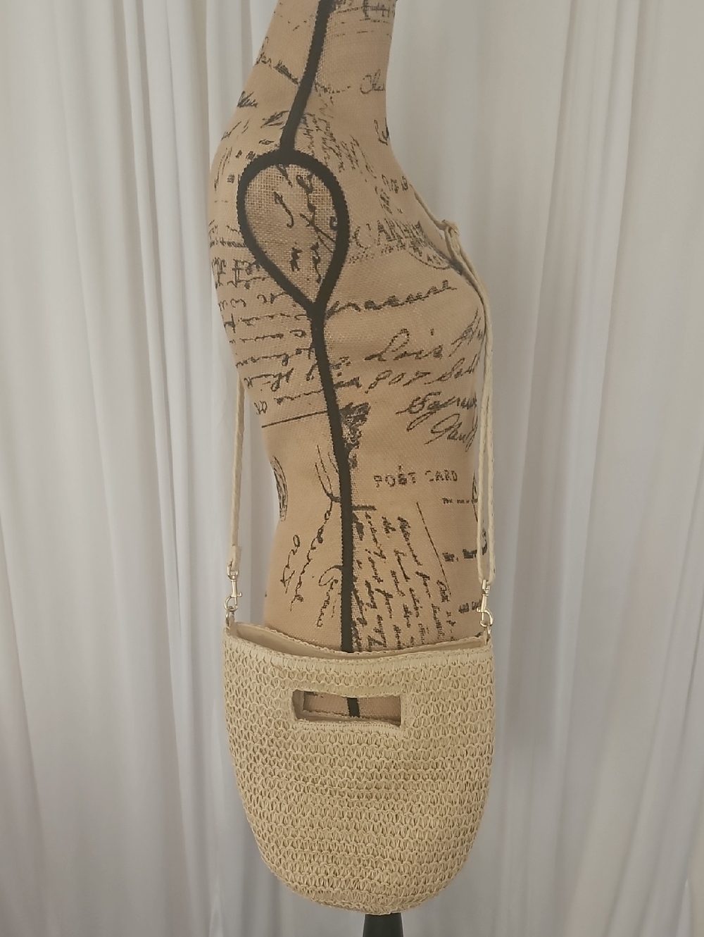 Universal Thread Woven Straw Crossbody Bag - Cream